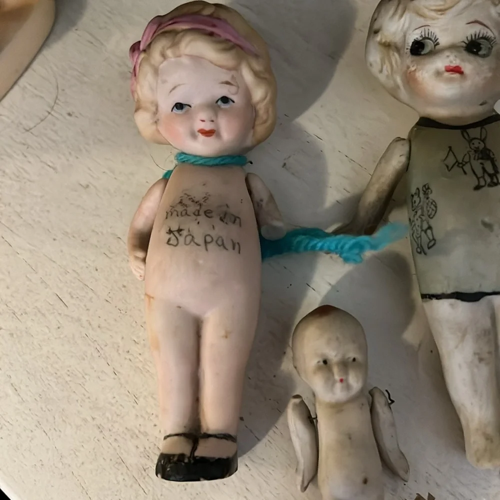 Lot Antique bisque jointed & strung Japan dolls miniature
